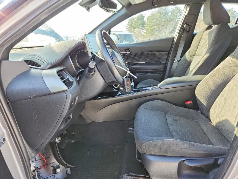 2019 TOYOTA C-HR 7