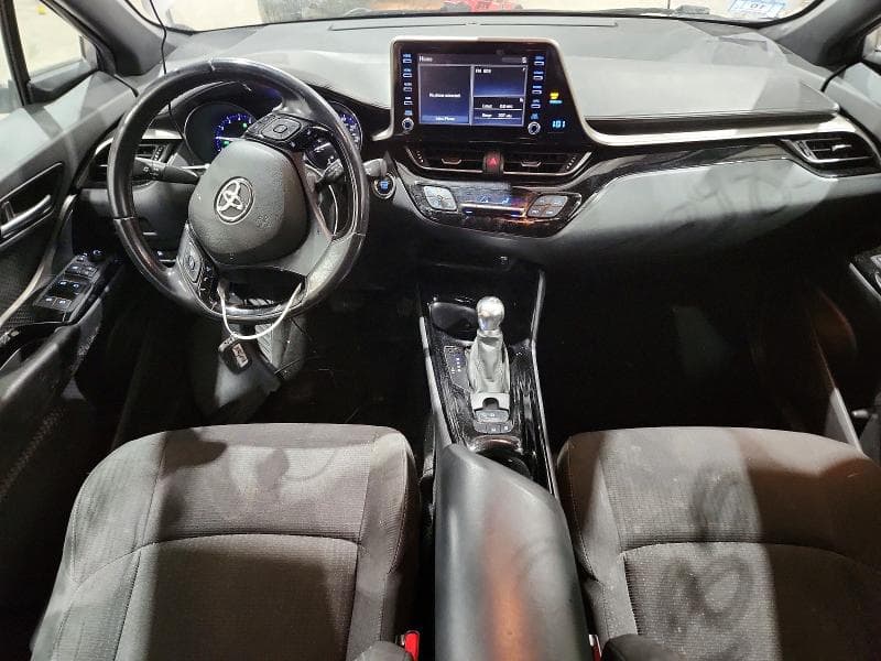 2019 TOYOTA C-HR 8