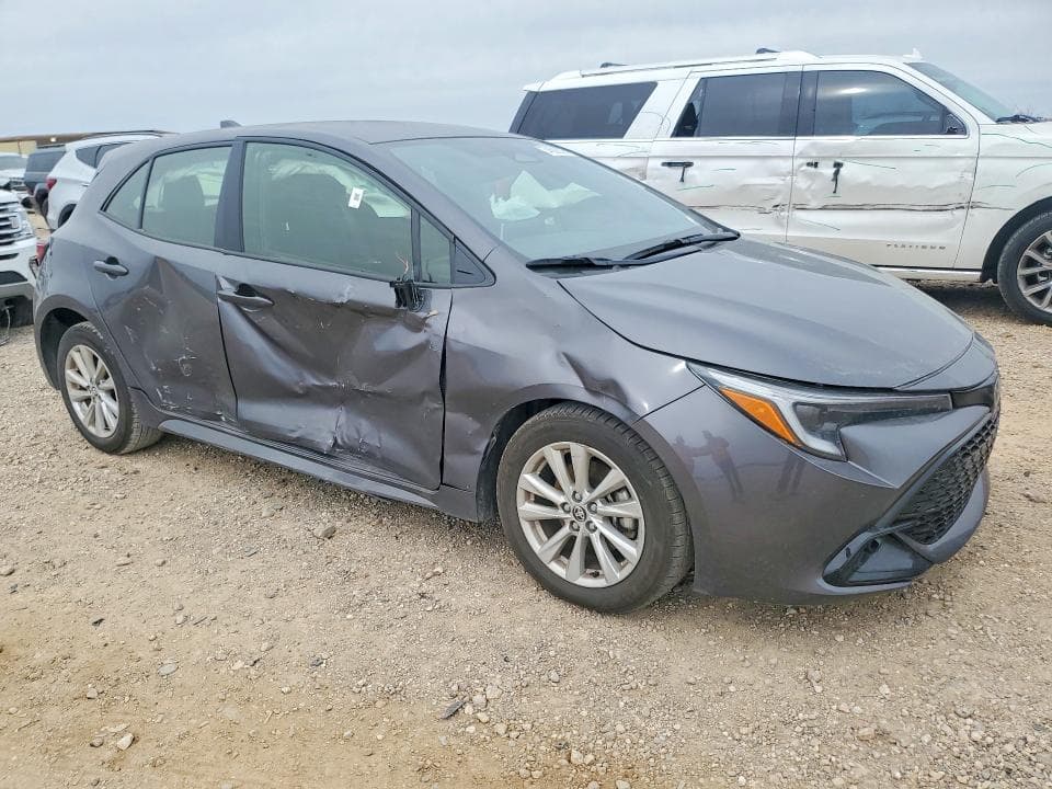 2025 TOYOTA COROLLA SE SE 4