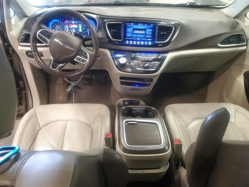 2017 CHRYSLER PACIFICA TOURING L PLUS 8