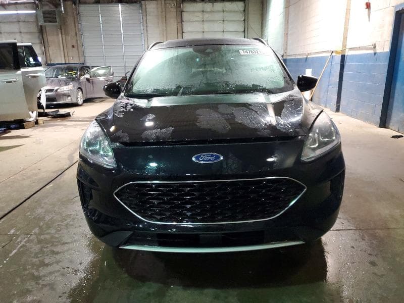 2020 FORD ESCAPE SE 5
