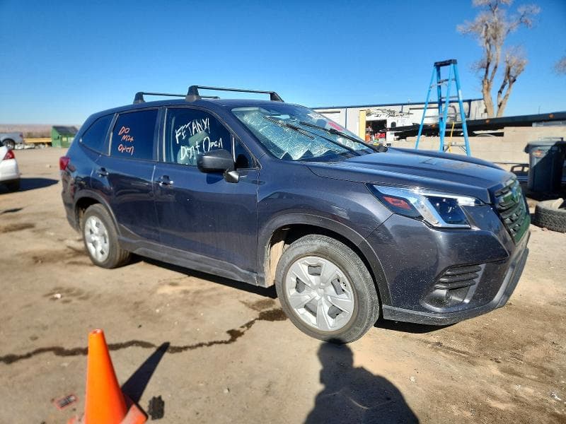 2022 SUBARU FORESTER 4