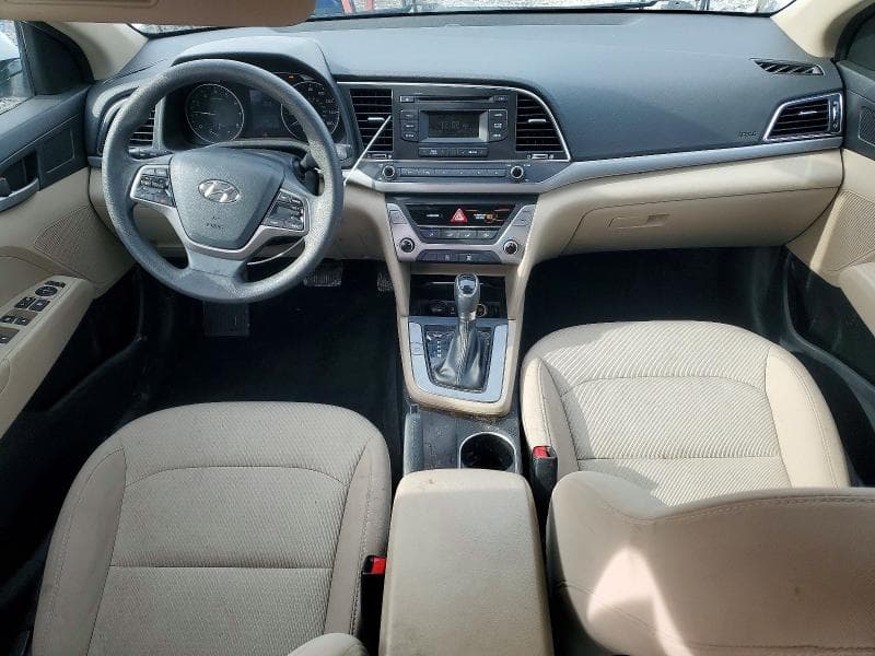 2018 HYUNDAI ELANTRA SE SE 8