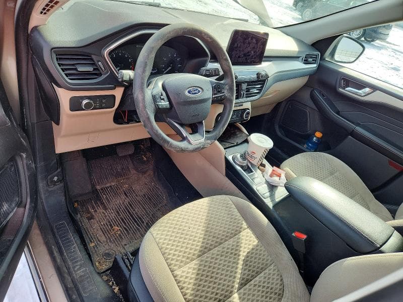 2021 FORD ESCAPE SE 8