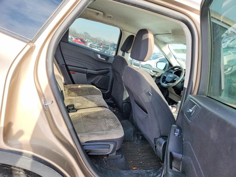 2021 FORD ESCAPE SE 10