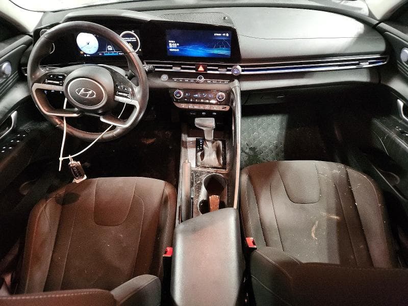 2023 HYUNDAI ELANTRA SEL SEL 8