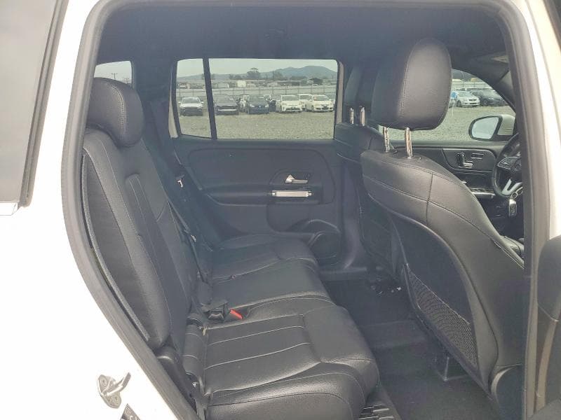 2020 MERCEDES-BENZ GLB 250 11