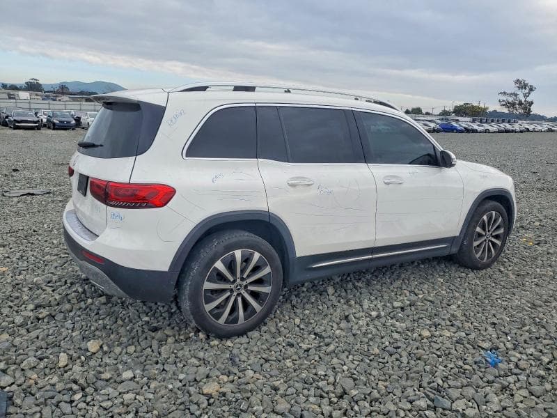2020 MERCEDES-BENZ GLB 250 3