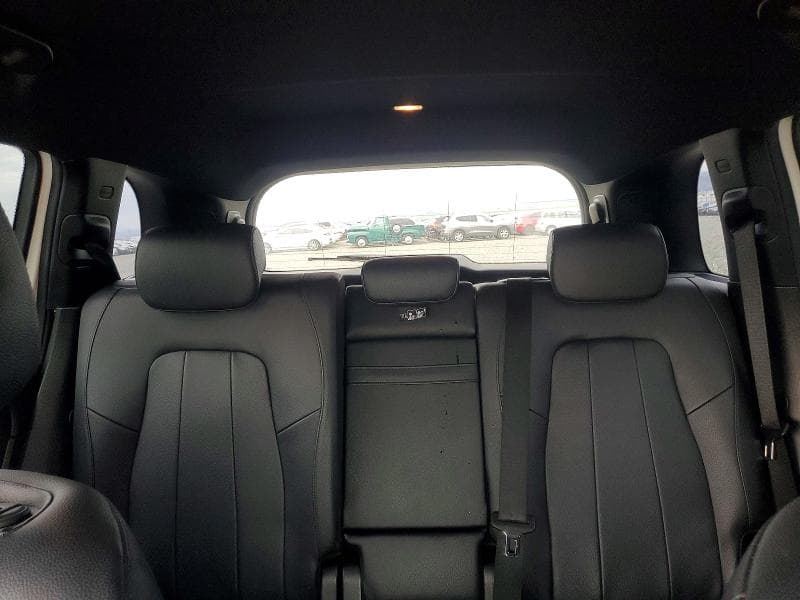 2020 MERCEDES-BENZ GLB 250 10