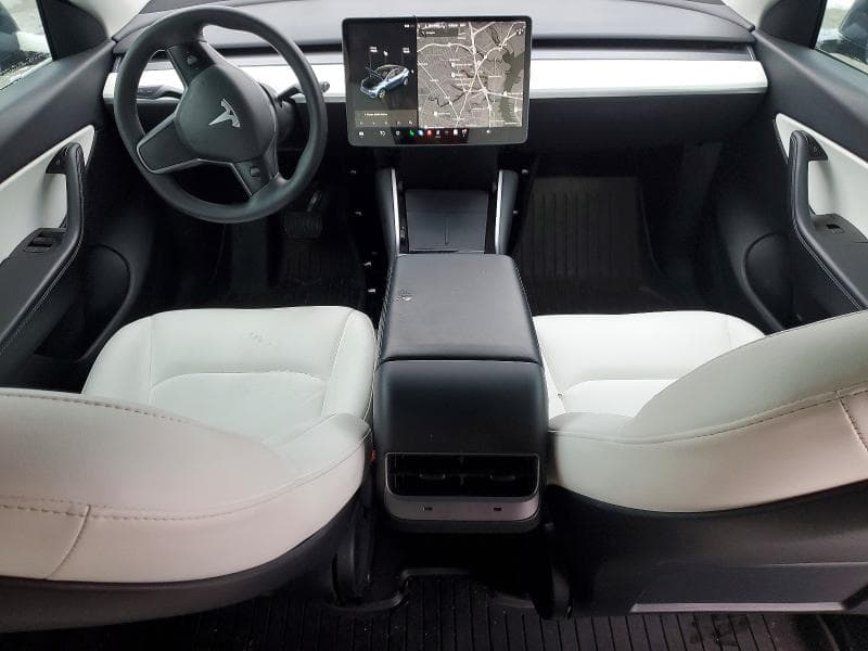 2021 TESLA MODEL Y 8