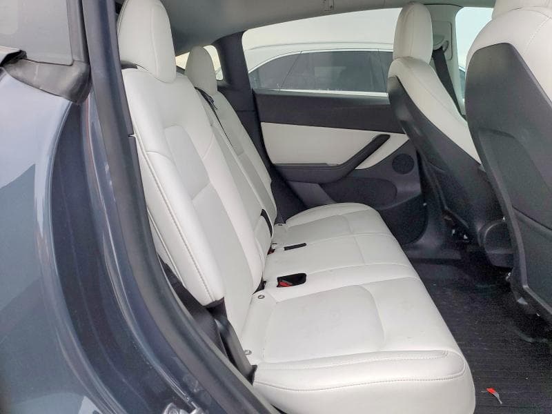 2021 TESLA MODEL Y 10