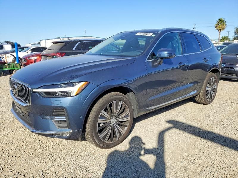 2023 VOLVO XC60 PLUS 1