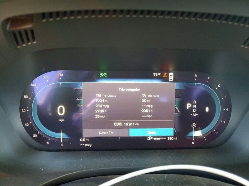 2023 VOLVO XC60 PLUS 9