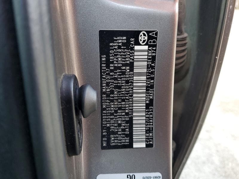 2017 TOYOTA COROLLA L 12