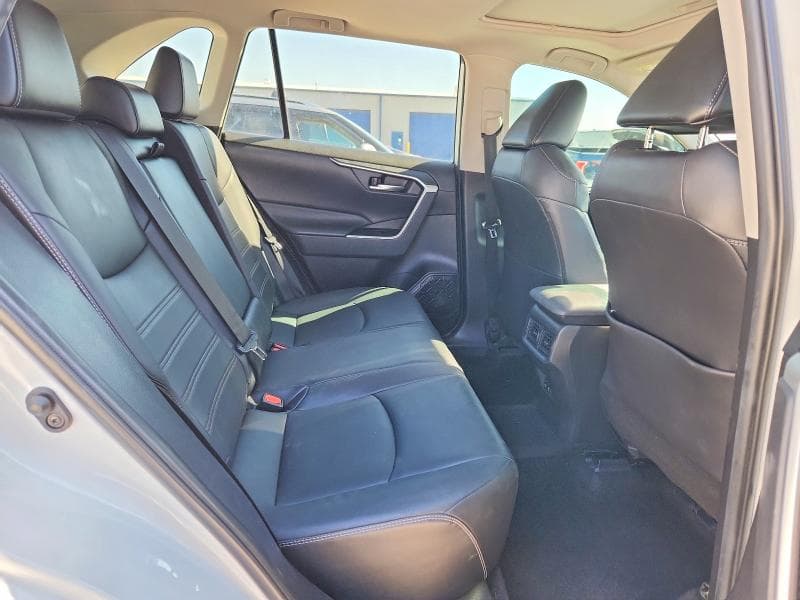 2020 TOYOTA RAV4 XLE PREMIUM XLE PREMIUM 11