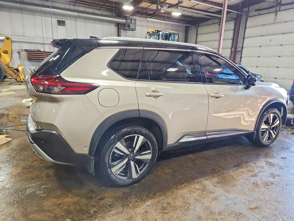 2022 NISSAN ROGUE PLATINUM PLATINUM 3