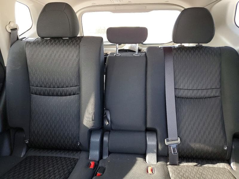 2018 NISSAN ROGUE S 10