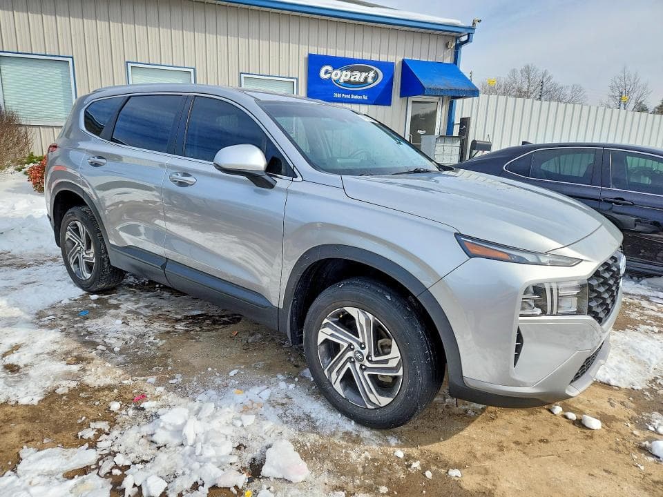 2023 HYUNDAI SANTA FE SE 4