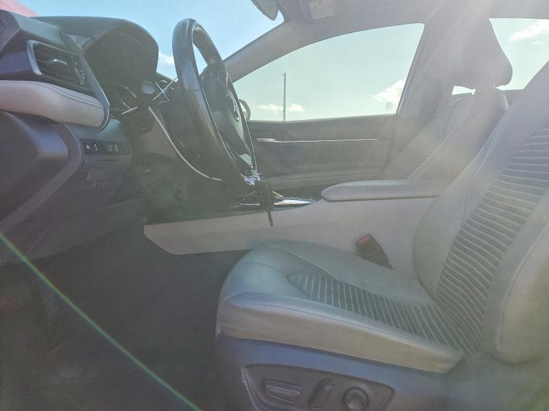2020 TOYOTA CAMRY SE SE 7