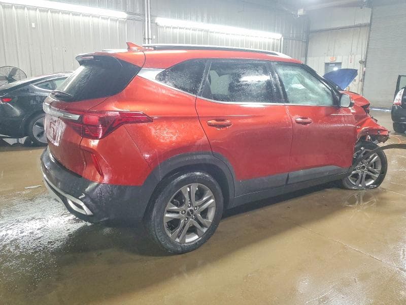 2022 KIA SELTOS S 3
