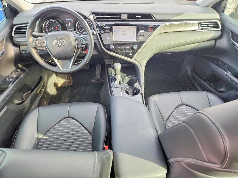 2018 TOYOTA CAMRY L 8