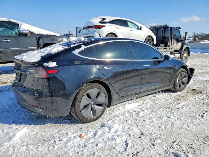 2018 TESLA MODEL 3 3