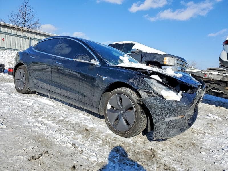 2018 TESLA MODEL 3 4