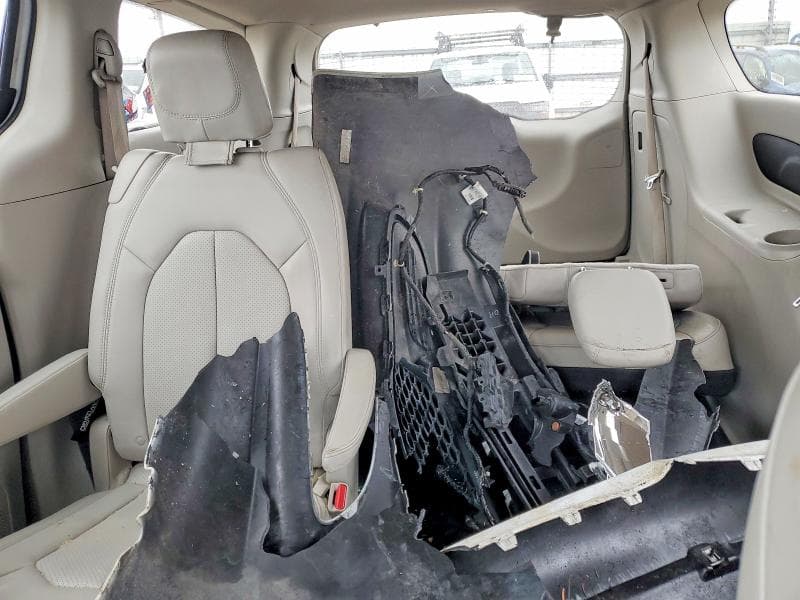 2021 CHRYSLER VOYAGER LXI LXI 10