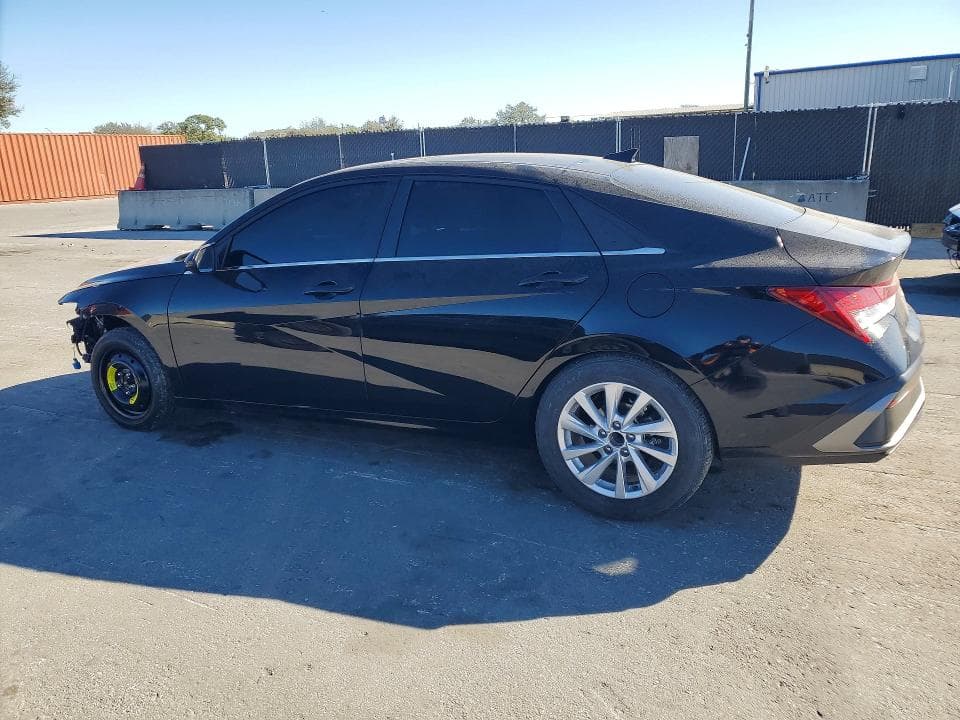 2025 HYUNDAI ELANTRA SEL 2