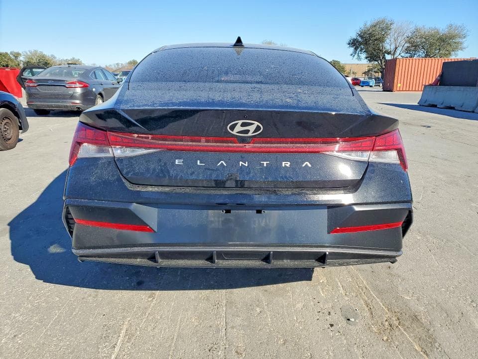 2025 HYUNDAI ELANTRA SEL 6