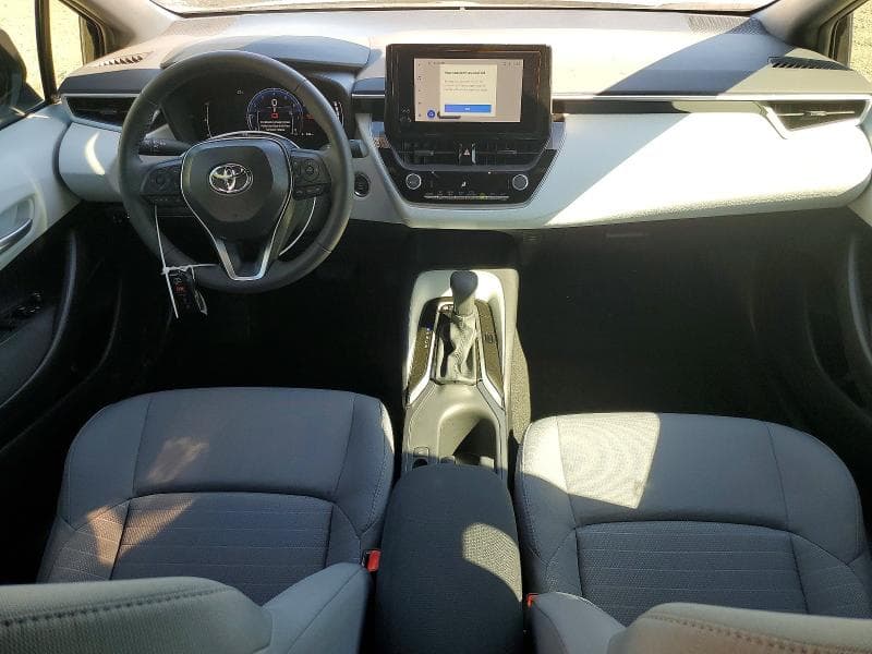 2026 TOYOTA COROLLA SE 8