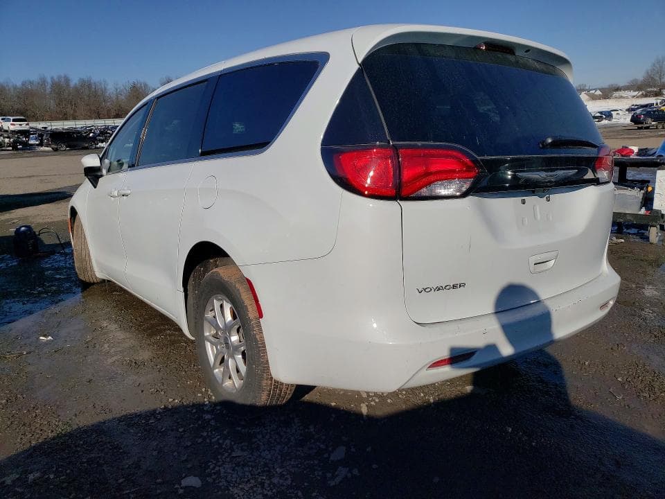 2023 CHRYSLER VOYAGER LX 2
