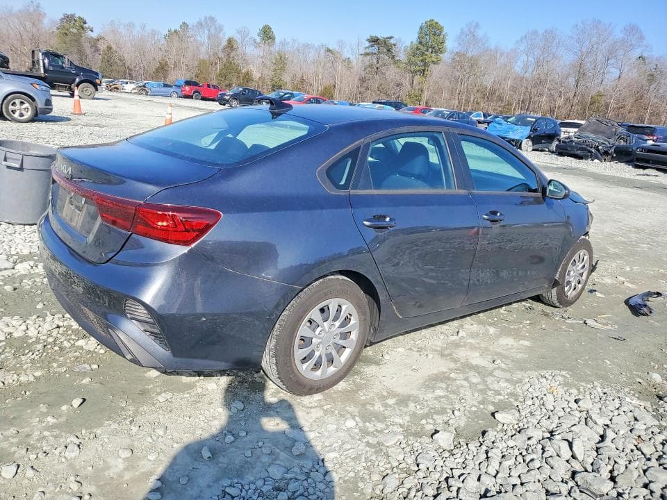 2023 KIA FORTE LX LX 3