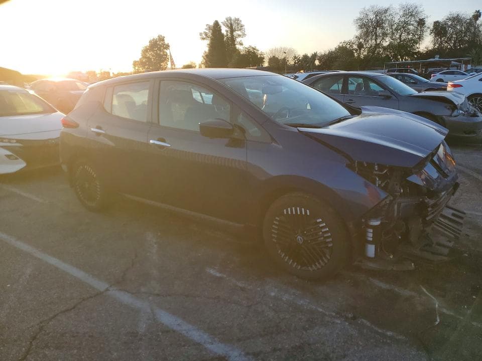 2025 NISSAN LEAF SV PLUS 4