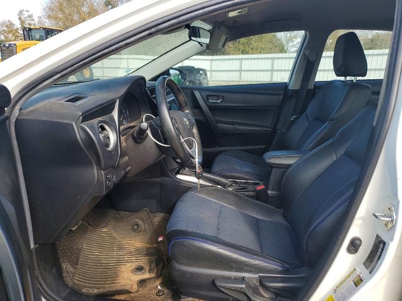 2019 TOYOTA COROLLA L L 7