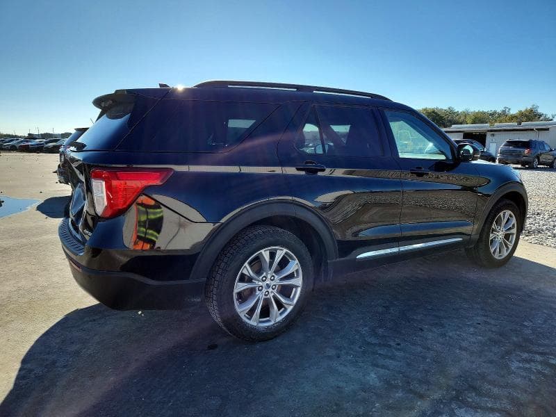 2023 FORD EXPLORER XLT 3