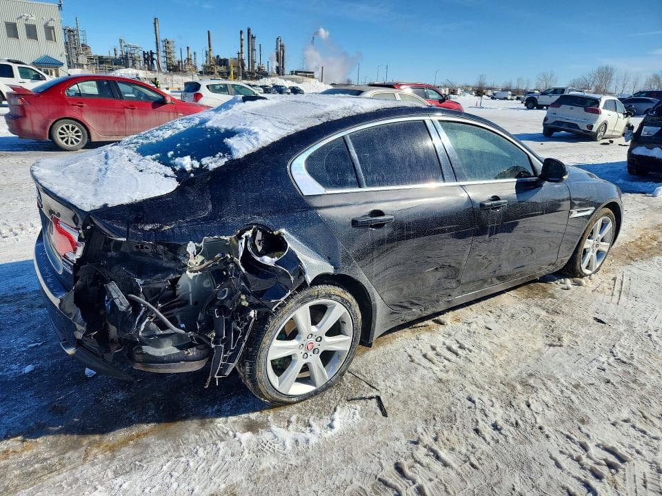 2018 JAGUAR XE PRESTIGE 3