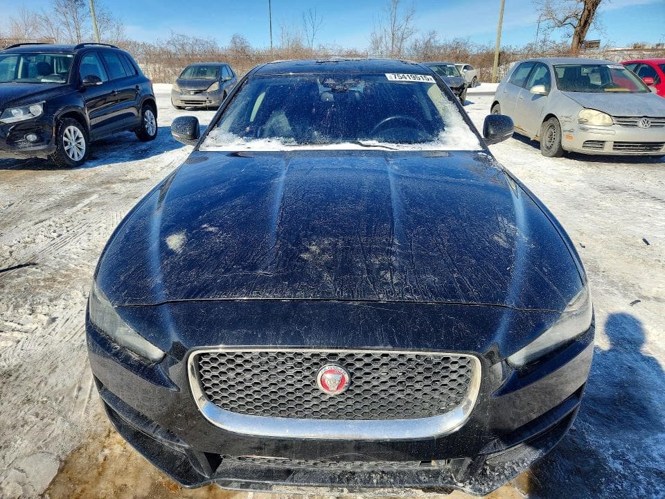 2018 JAGUAR XE PRESTIGE 5