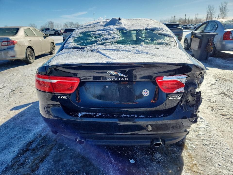 2018 JAGUAR XE PRESTIGE 6