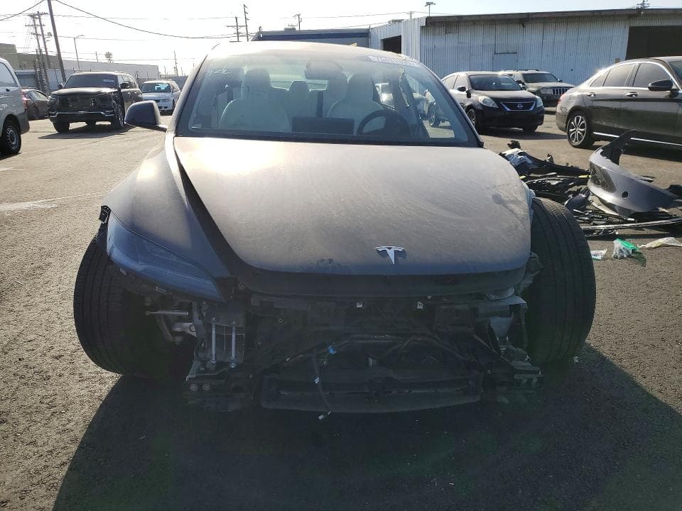 2025 TESLA MODEL 3 5