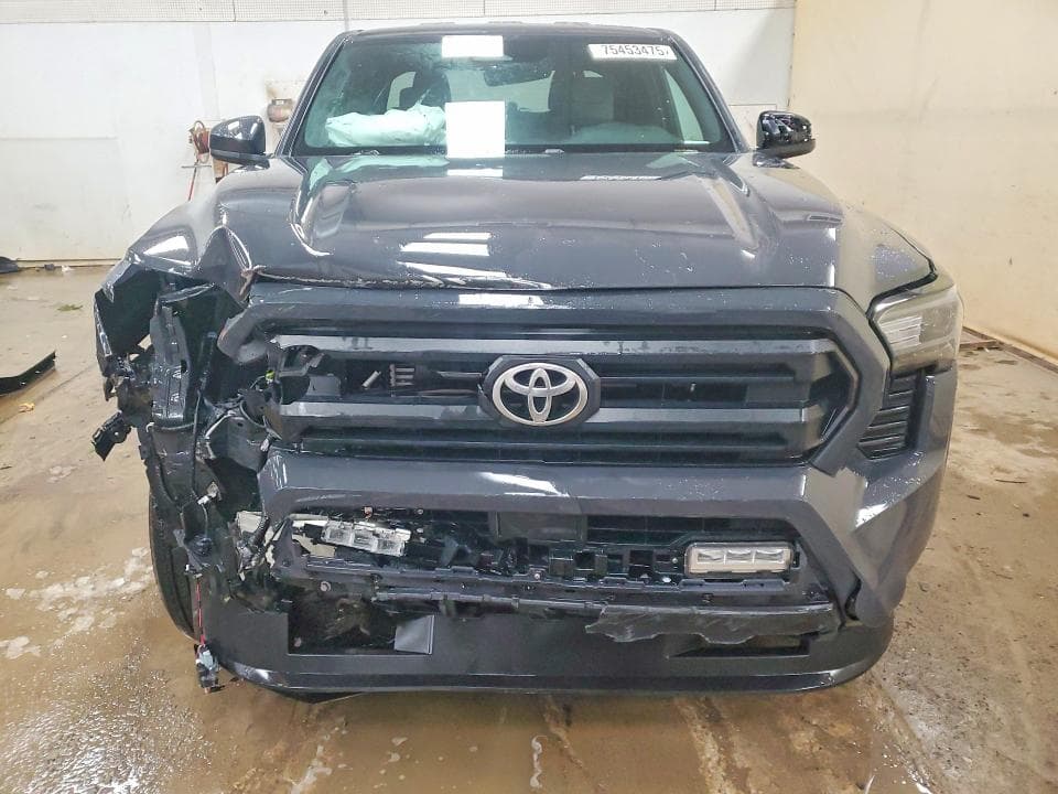 2025 TOYOTA TACOMA SR5 SR5 5