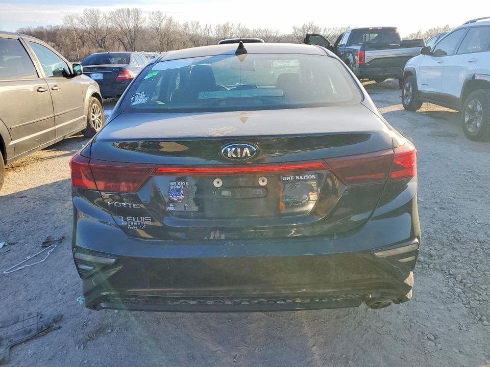 2021 KIA FORTE 6