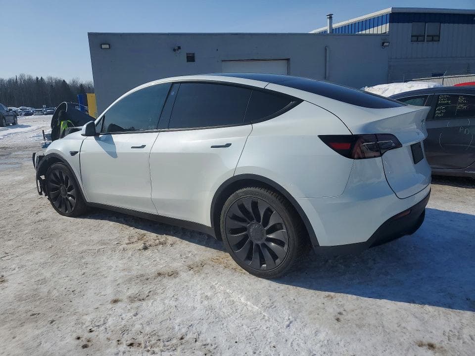 2023 TESLA MODEL Y 2