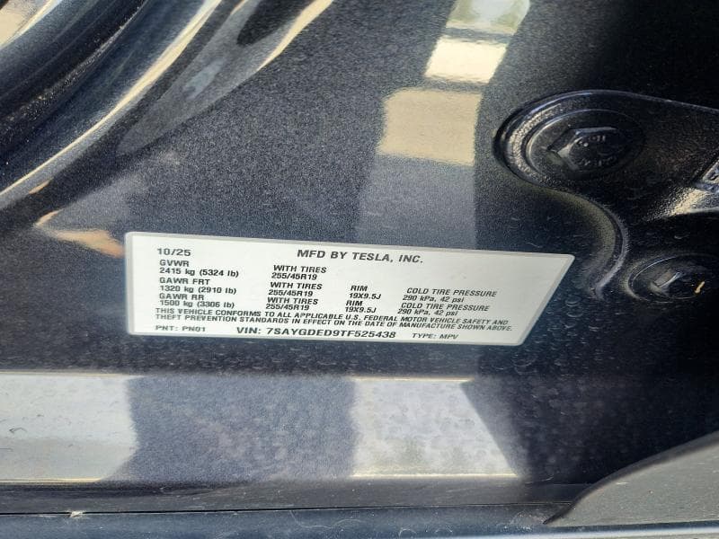 2026 TESLA MODEL Y 12