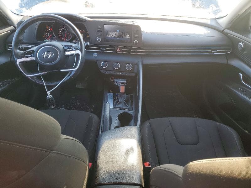 2021 HYUNDAI ELANTRA SEL SEL 8