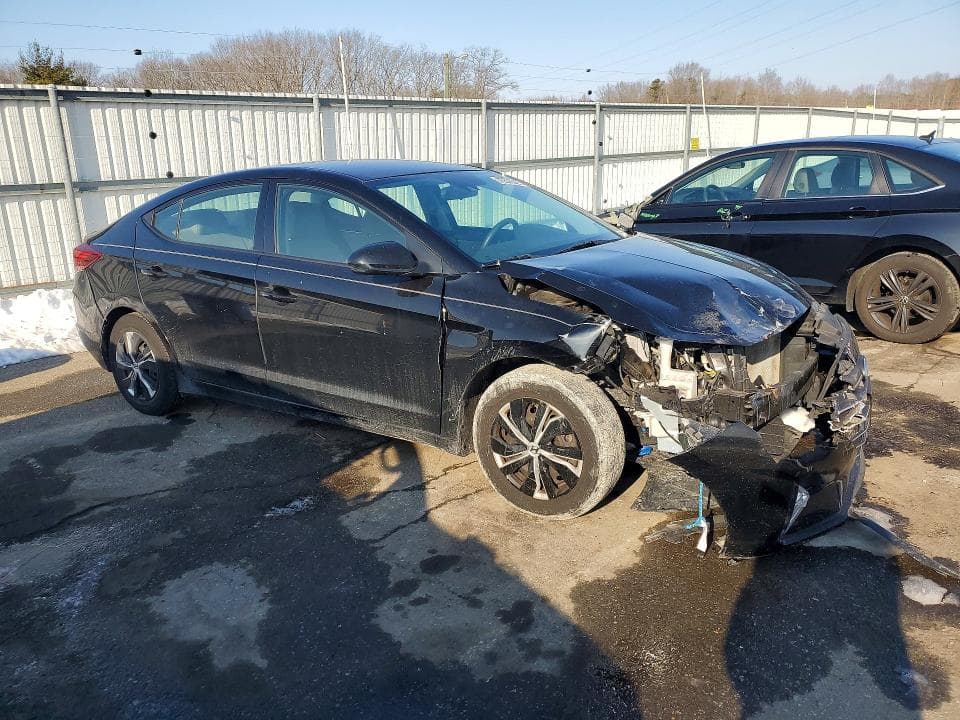 2020 HYUNDAI ELANTRA SE SE 4