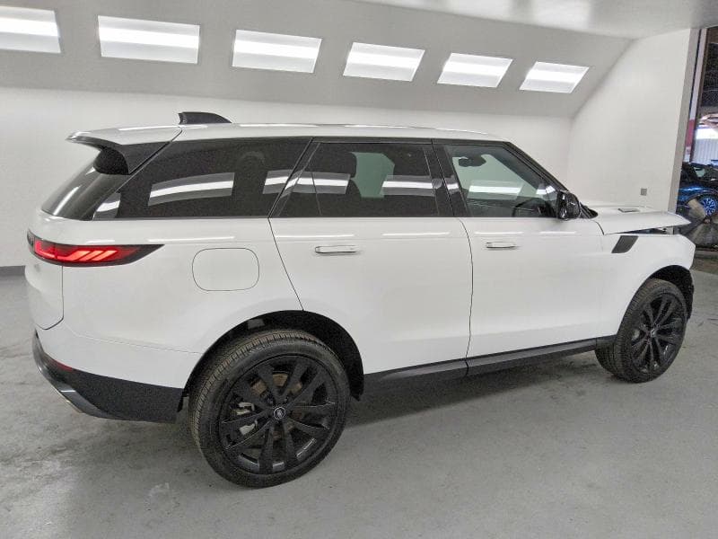 2025 LAND ROVER RANGE ROVER SPORT SE 3