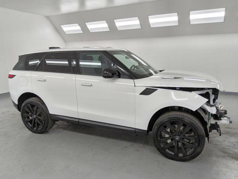 2025 LAND ROVER RANGE ROVER SPORT SE 4