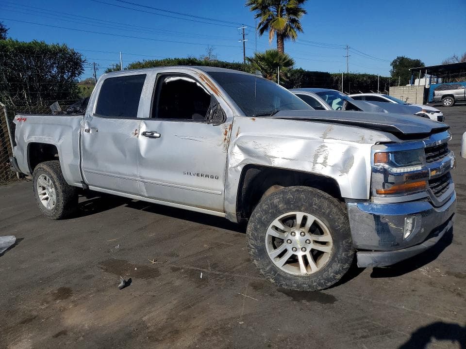 2018 CHEVROLET SILVERADO K1500 LT 4