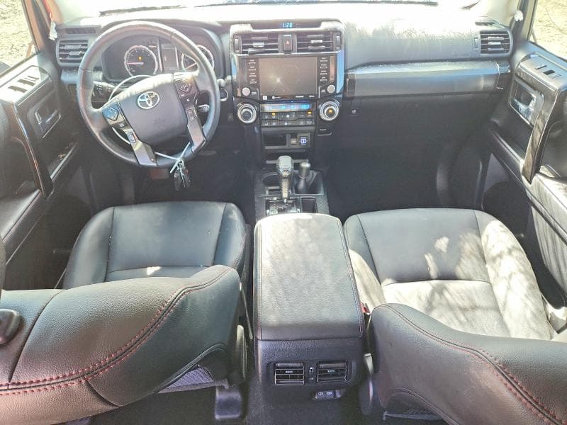 2023 TOYOTA 4RUNNER SE 8